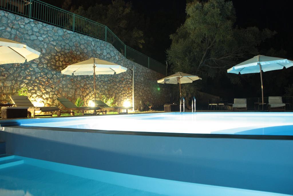 Lefkas Petra Hotel Ayios Nikitas Ngoại thất bức ảnh